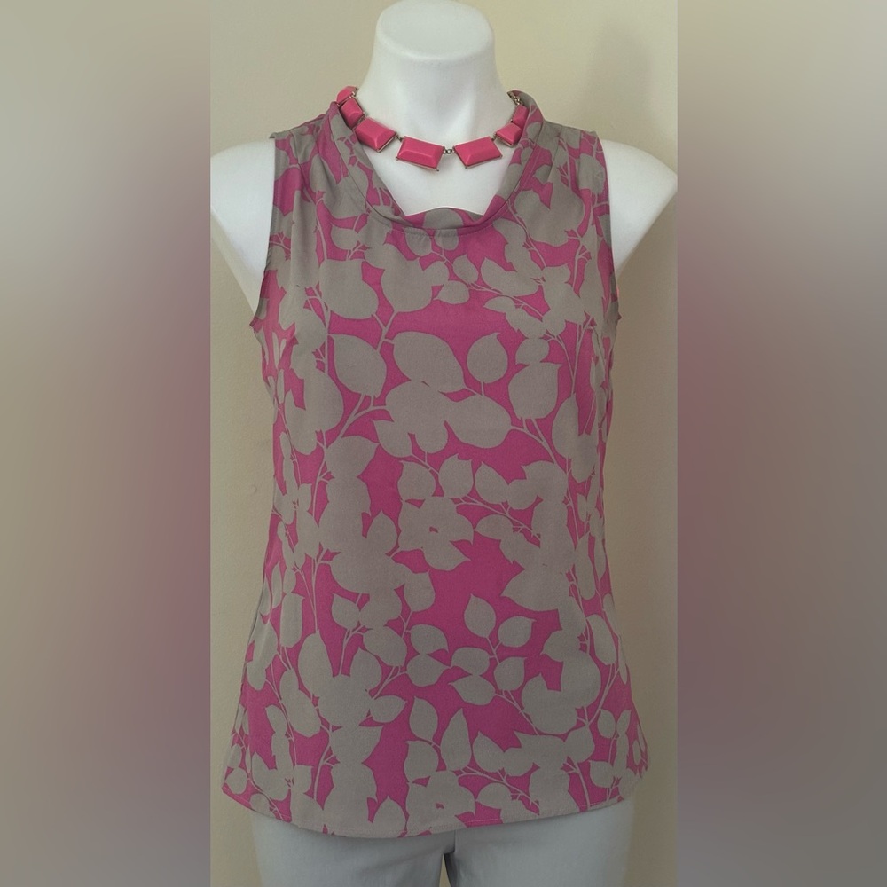 BANANA REPUBLIC Pink and Gray Leafy Sleeveless Cowl Neck Blouse Sz XS.